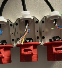 Installation de prises P17 dans une boulangerie à Frouzins